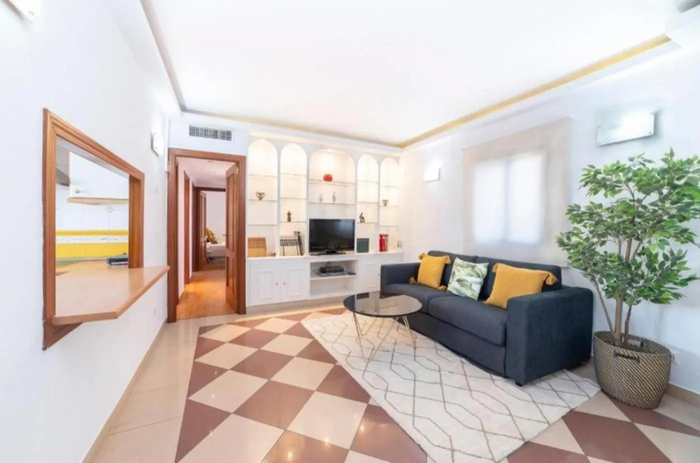 Amplio Apartamento En El Corazon De Sevilla