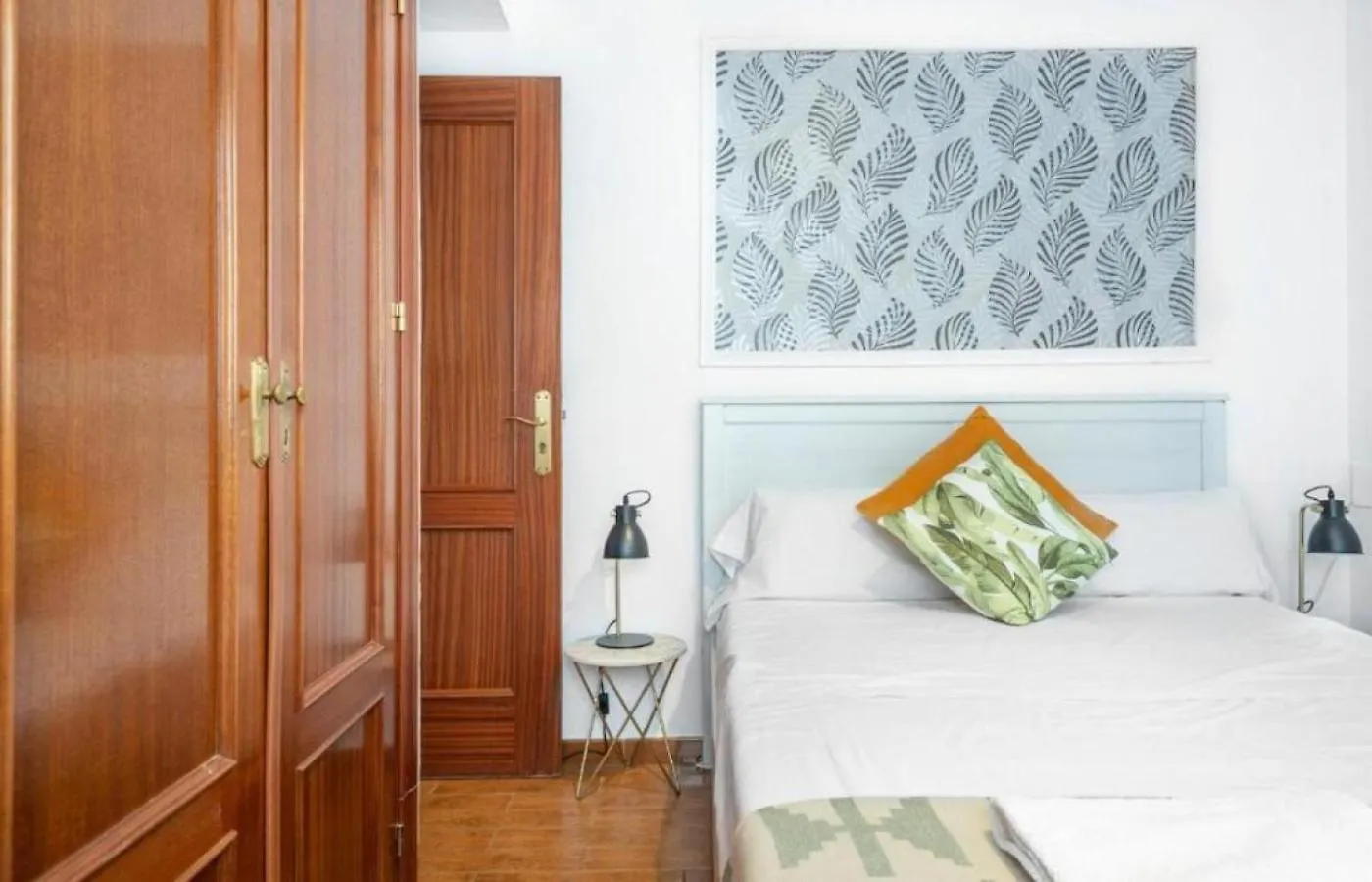 Amplio Apartamento En El Corazon De Sevilla